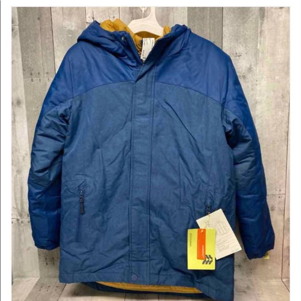 Target boys blue/gold 3in1 jacket. Size Large 12/14.